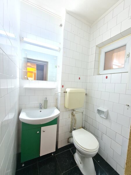 Rahova apartament 3 camere 2 bai decomandat bloc reabilitat