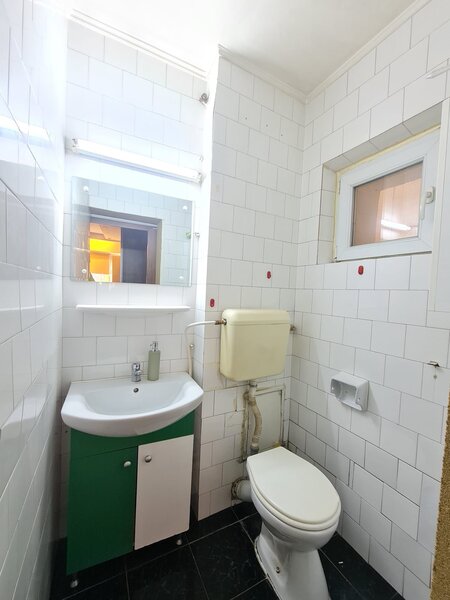 Rahova apartament 3 camere 2 bai decomandat bloc reabilitat